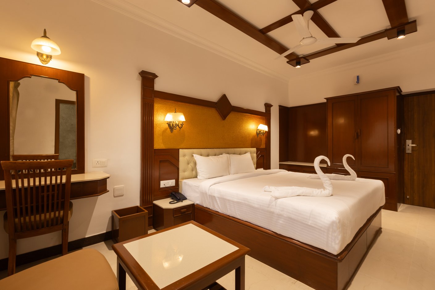 Room 305 - Luxury Ooty Stay room at Welbeck by The Beehives Ooty