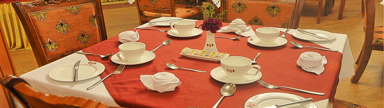 hotels with restaurant